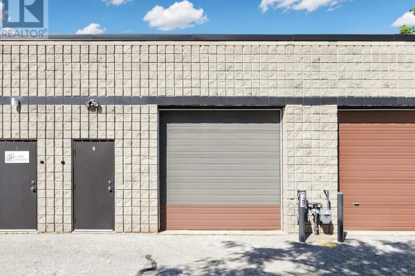 2 - 4 Vata Court, Aurora, ON L4G4B6 Photo 4