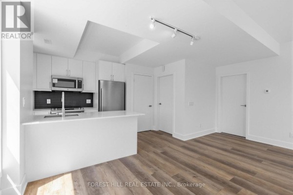 Primary Bedroom - 2 - 40 Ed Clark Gardens, Toronto, ON M6N0B5 Photo 5
