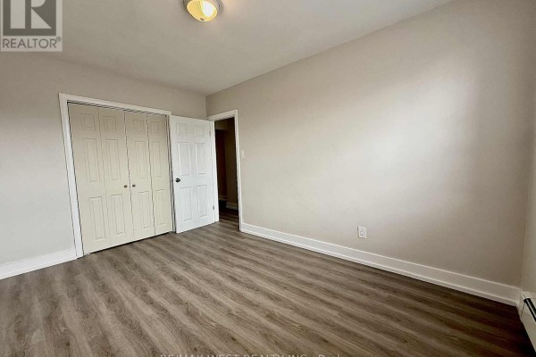 2 - 402 Royal York Road, Toronto, ON M8Y2R5 Photo 5