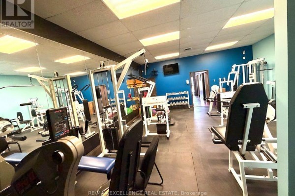 2 - 4025 Brandon Gate Drive, Mississauga, ON L4T3Z9 Photo 5