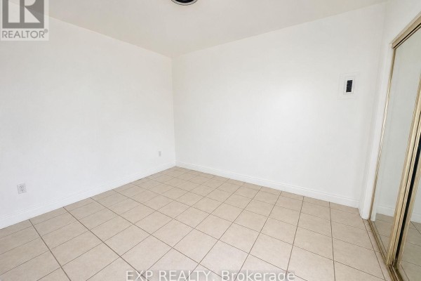 2 - 41 Geneva Street, St  Catharines, ON, photo 2