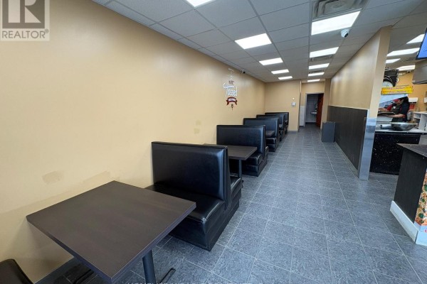2 - 4293 King Street E, Kitchener, ON N2P2E9 Photo 4