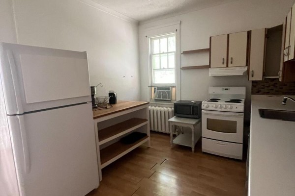 Primary Bedroom - 2 - 440 Avenue Road, Toronto, ON M4V2H8 Photo 5
