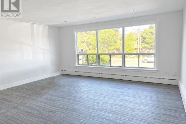 Dining room - #2 - 443 Wilson Avenue, Toronto, ON M3H1T5 Photo 2