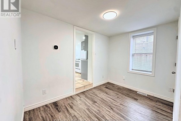 2 - 444 Westmount Avenue, Toronto, ON M6E3N5 Photo 5