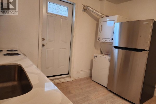 2 - 498 King Street E, Toronto, ON M5A1M1 Photo 4