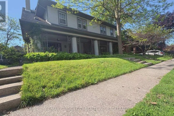 2 - 5 College Street, St  Catharines, ON, photo 3