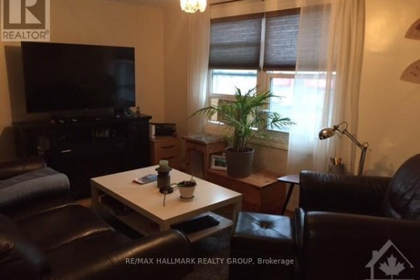 # 2 - 570 Gladstone Avenue, Ottawa, ON K1R5P3 Photo 3