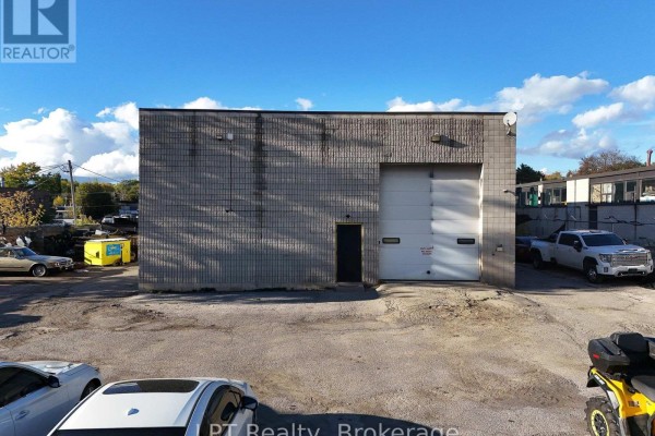 2 - 7 Harlech Court, Markham, ON L3T6L5 Photo 2
