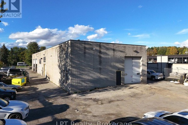 2 - 7 Harlech Court, Markham, ON L3T6L5 Photo 3