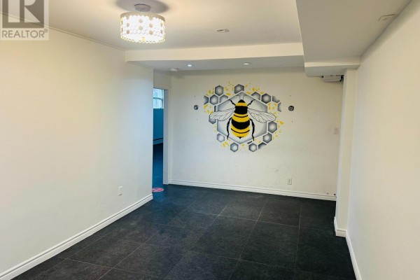 #2 - 783 Lawrence Avenue, Toronto, ON M6A1C2 Photo 5