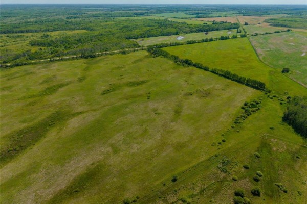 2 0 11 Road E, Meleb, MB R0C2C0 Photo 4