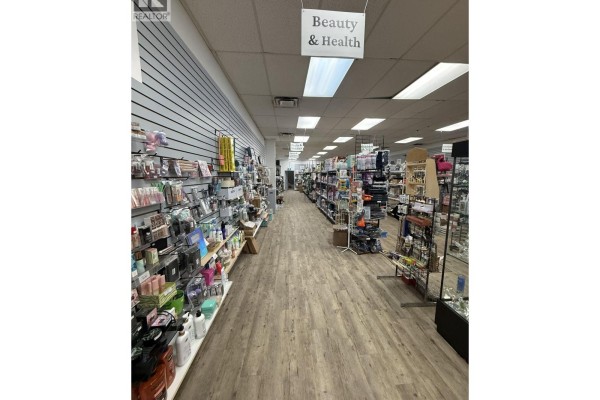 2 10032 99 Avenue, Fort St  John, BC V1J1V3 Photo 4