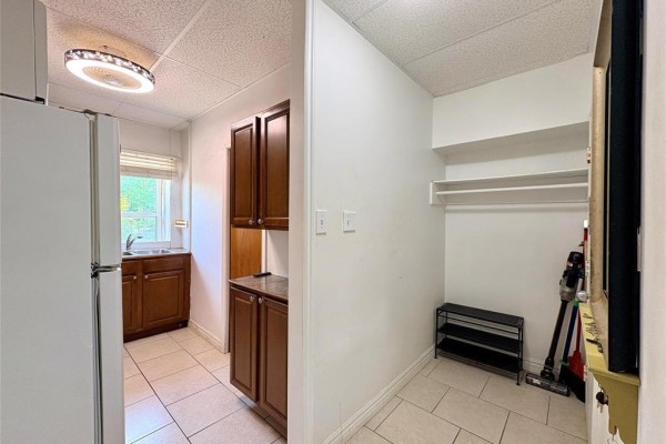 2 105 Scotia Street, Winnipeg, MB R2W4Z1 Photo 5