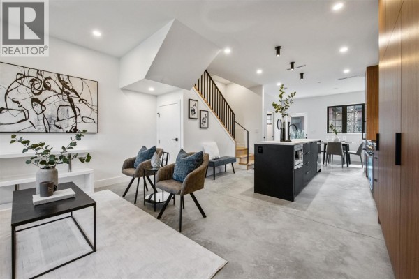 2 1166 E 26th Avenue, Vancouver, BC V5V2J7 Photo 5