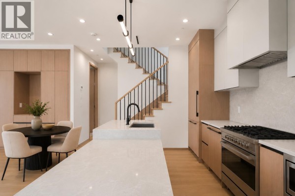 2 1448 E 30th Avenue, Vancouver, BC V5N3A2 Photo 4