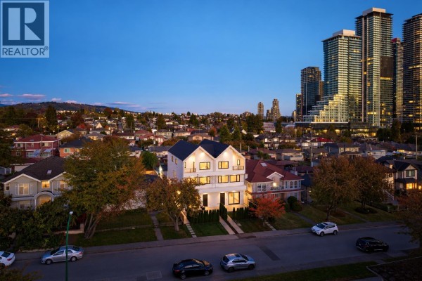 2 1458 Rosser Avenue, Burnaby