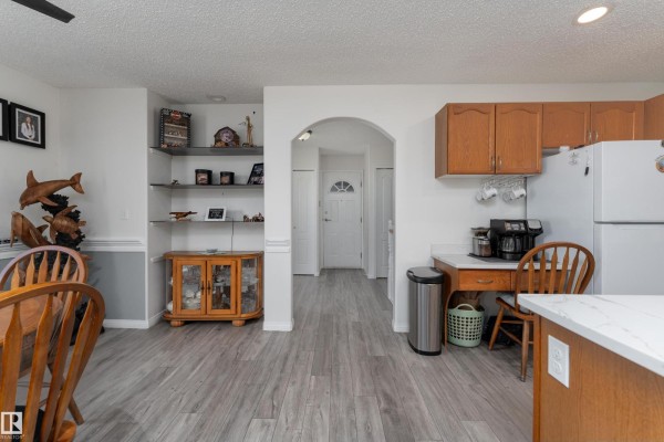 Primary Bedroom - #2 1650 42 St Nw, Edmonton, AB T6L5P4 Photo 4