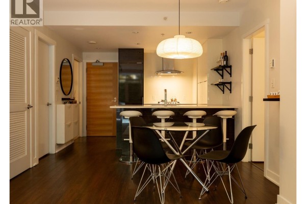 2 1777 W 7th Avenue, Vancouver, BC V6J0E5 Photo 5