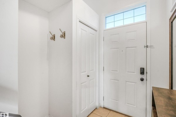 Kitchen - #2 1804 70 St Sw, Edmonton, AB T6X0H4 Photo 3