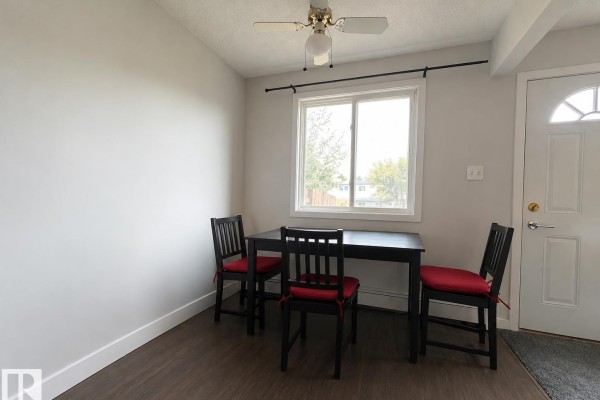 Dining room - #2 18315 89 Av Nw, Edmonton, AB T5T1X2 Photo 2