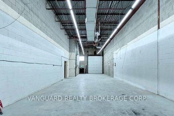 2 - 20 Baywood Road, Toronto, ON M9V4A8 Photo 4