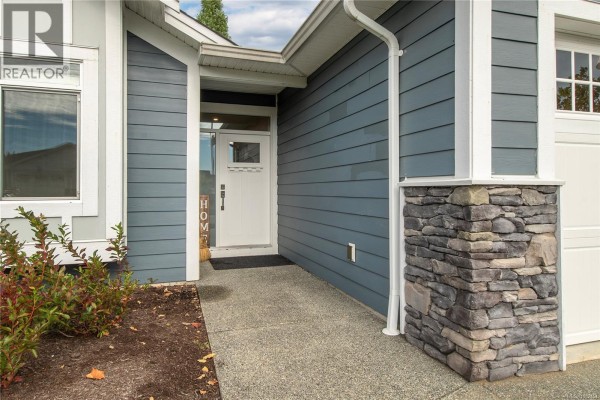 Entrance - 2 200 Nikola Rd, Campbell River, BC V9W6H9 Photo 2
