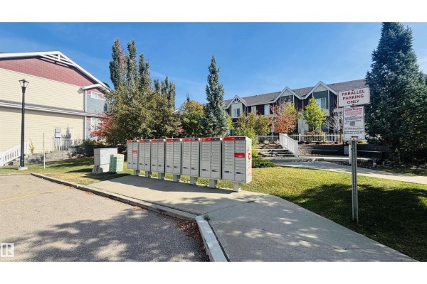 Den - #2 2003 Rabbit Hill Rd Nw Nw, Edmonton, AB T6R0R7 Photo 4