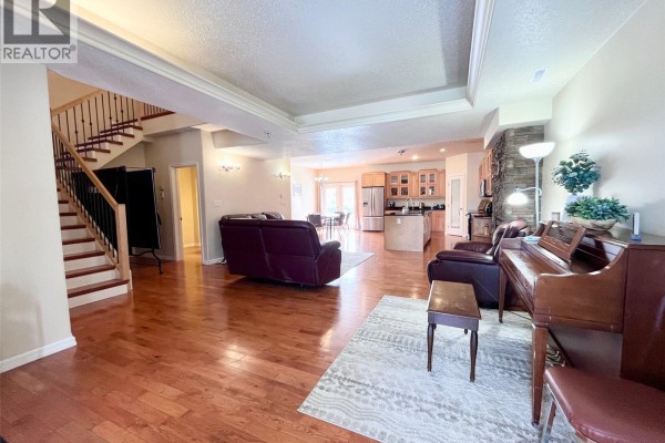 2 211 20th Street W, Prince Albert, SK, photo 2