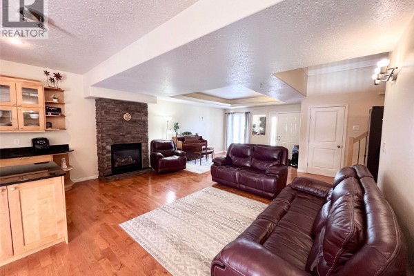 Dining room - 2 211 20th Street W, Prince Albert, SK S6V4G5 Photo 4