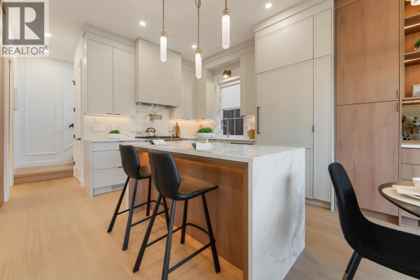 2 2256 E Pender Street, Vancouver, BC V5L1X4 Photo 5