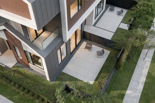 2 2417 Highbury Street, Vancouver, BC V6R2C3 Photo 4