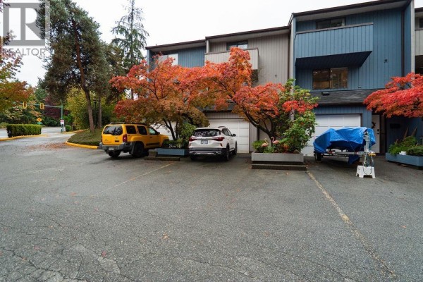 2 2990 Mariner Way, Coquitlam, BC V3C4K1 Photo 2