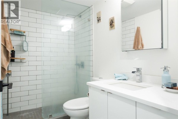 2 3250 W 4th Avenue, Vancouver, BC V6K1R9 Photo 4