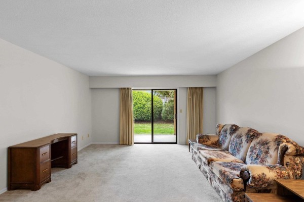 2 32718 Garibaldi Drive, Abbotsford, BC V2T5T6 Photo 4