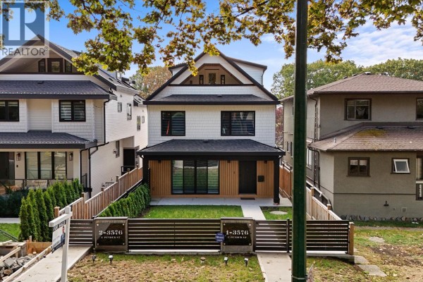 2 3576 E Pender Street, Vancouver, BC V5K2E3 Photo 2