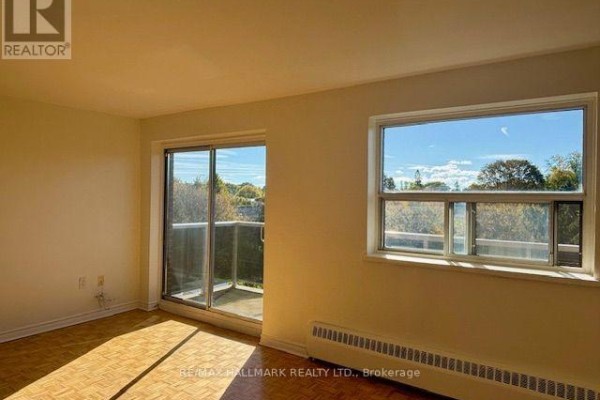 2-408 - 515 North Service Road, Mississauga, ON L5A1B3 Photo 3