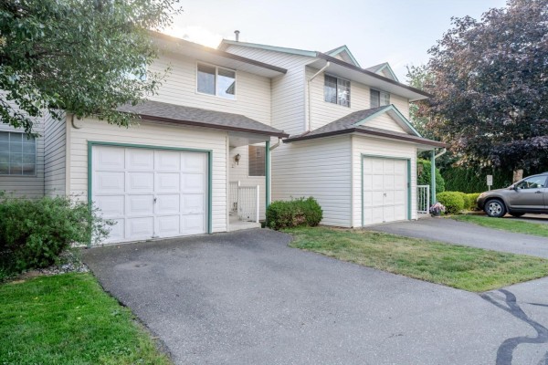 Foyer - 2 45640 Storey Avenue, Sardis West Vedder, Chilliwack, BC V2R3C5 Photo 4