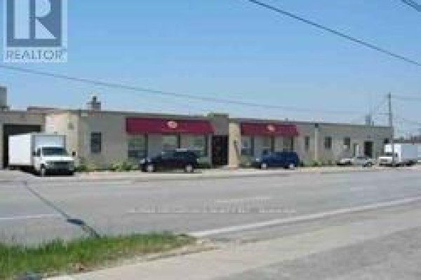 2-5 - 446 Birchmount Road, Toronto