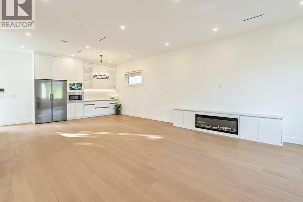 2 5337 Elsom Avenue, Burnaby, BC V5H2Z4 Photo 5