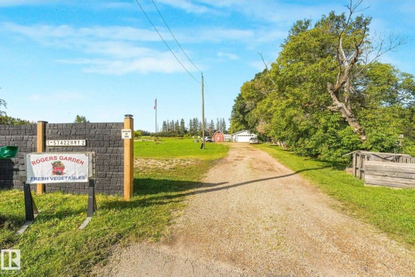 #1 57422 Hwy 2 Nw, Rural Sturgeon County, AB, photo 2