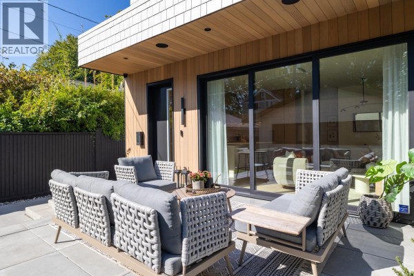 2 58 E 40th Avenue, Vancouver, BC V5W1L4 Photo 5