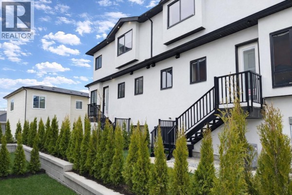 2 6692 Napier Street, Burnaby, BC V5B2C3 Photo 5