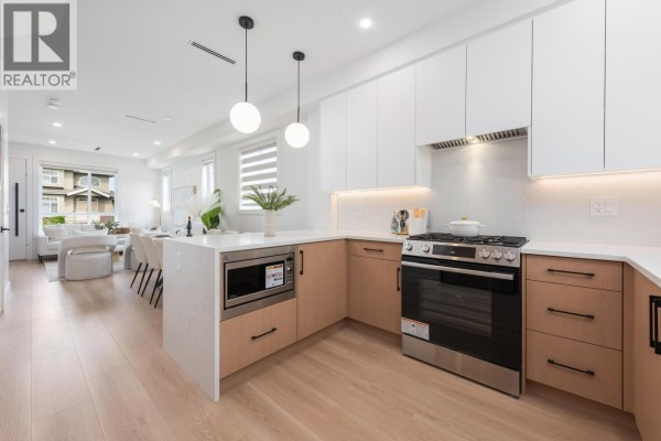 2 6808 Elwell Street, Burnaby, BC V5E1K1 Photo 5