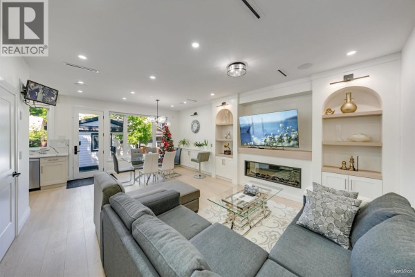 2 683 W 19th Avenue, Vancouver, BC V5Z1W9 Photo 3