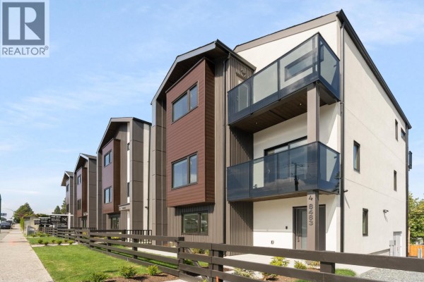 2 8483 16th Avenue, Burnaby