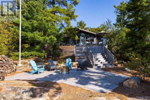 Bedroom 2 - 2 A258 (blueberry Point) Island, The Archipelago, ON P0G1K0 Photo 3