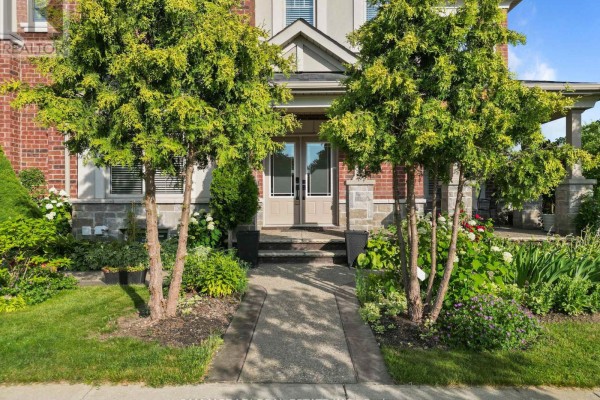 2 Bakersfield Road, Brampton, ON, photo 2