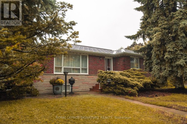 2 Brantwood Drive, Toronto, ON, photo 2