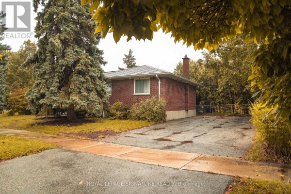 2 Brantwood Drive, Toronto, ON, photo 3